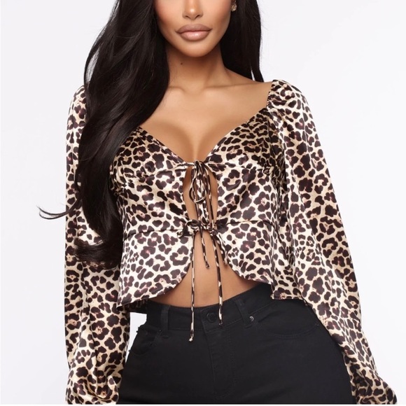Fashion Nova Tops - Fashion Nova top🖤🐆
